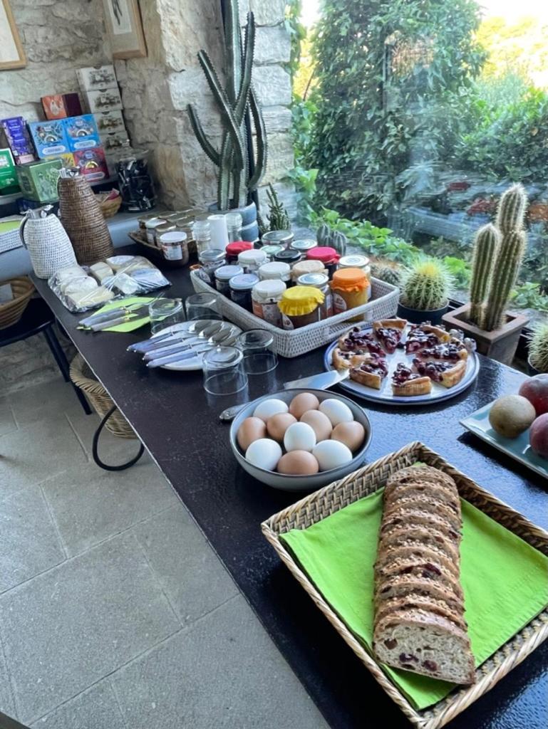 Bed and Breakfast La Borie En Provence Горд Екстер'єр фото